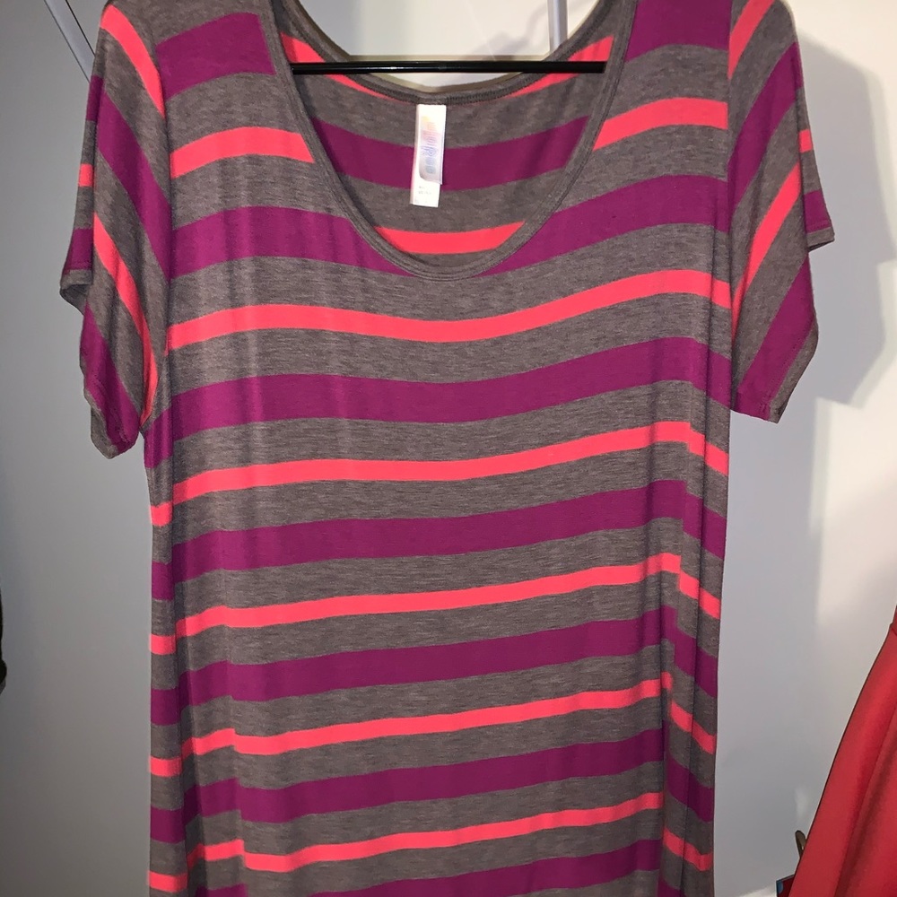 LuLaroe T-shirt